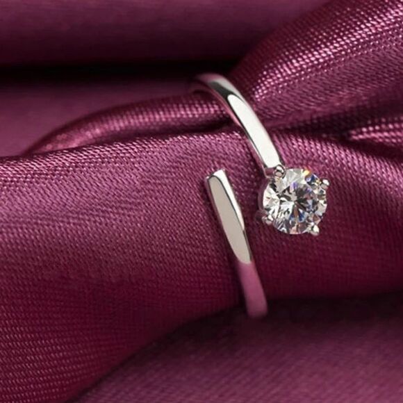 Simple Statment - Picture 1 of 4